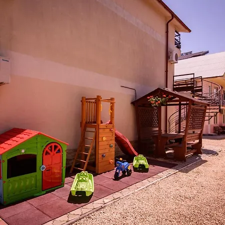 Complex Lorena Otel Navodari