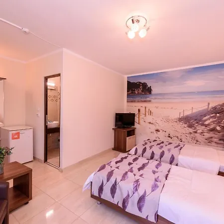 Complex Lorena 3* Navodari