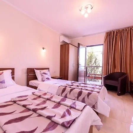 Complex Lorena 3* Navodari